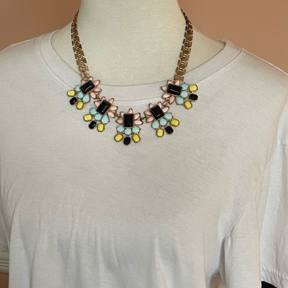 Fashion Necklace with pink, black, baby blue and yellow design - Picture 2 of 4
